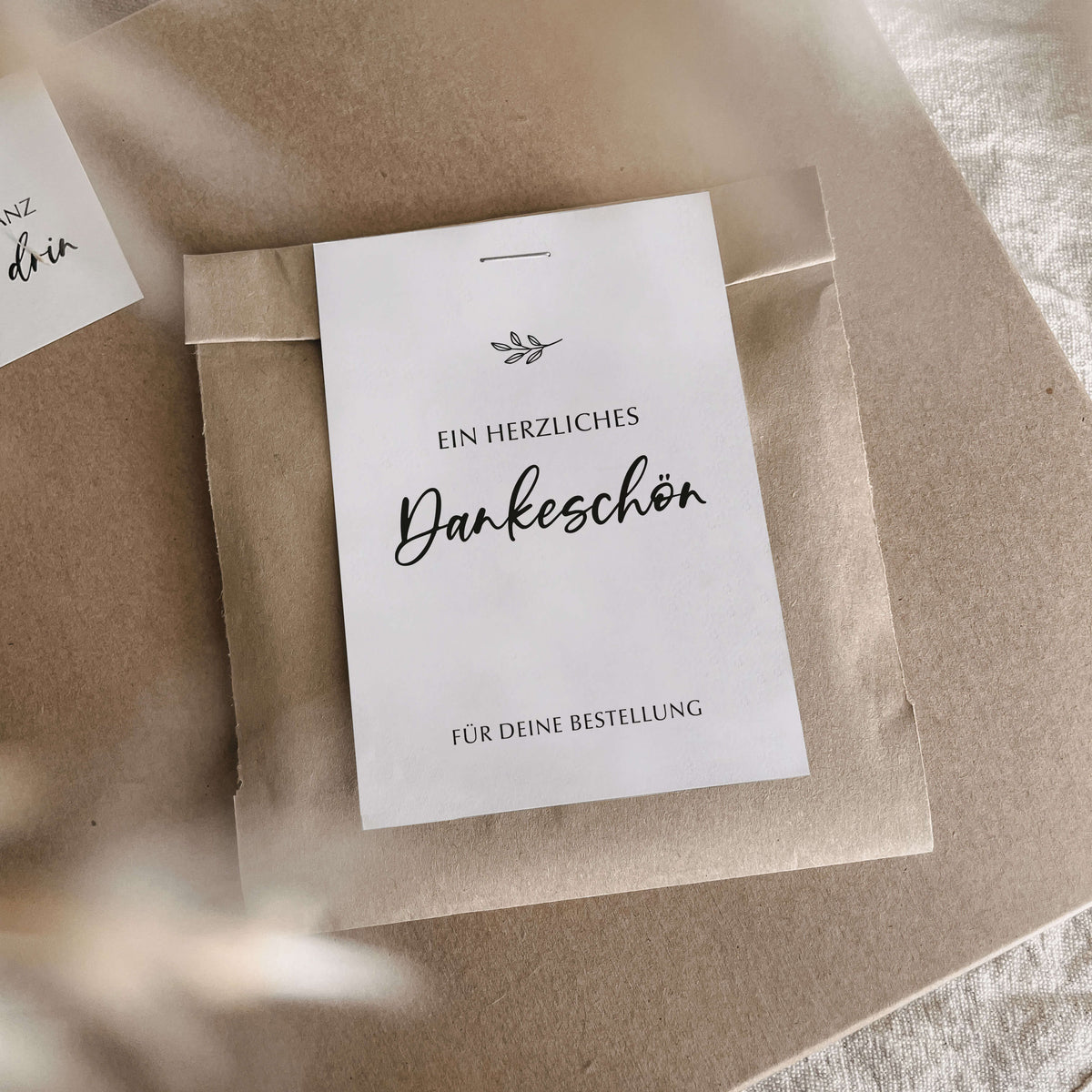Vielen Dank Für Ihre Bestellung Aufkleber – Herz & Niedlich Für Kleingewerbe & Porto Kleingewerbe Etiketten Vielen Dank Für Ihre Bestellung Aufkleber – Herz & Niedlich Für Kleingewerbe & Porto Kleingewerbe Etiketten