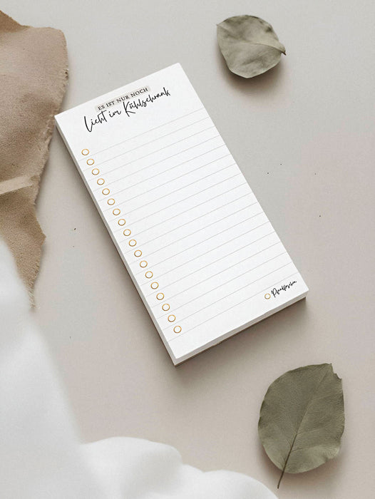 Einkaufsliste Nur noch Licht im Kühlschrank Notizblock | DIN lang