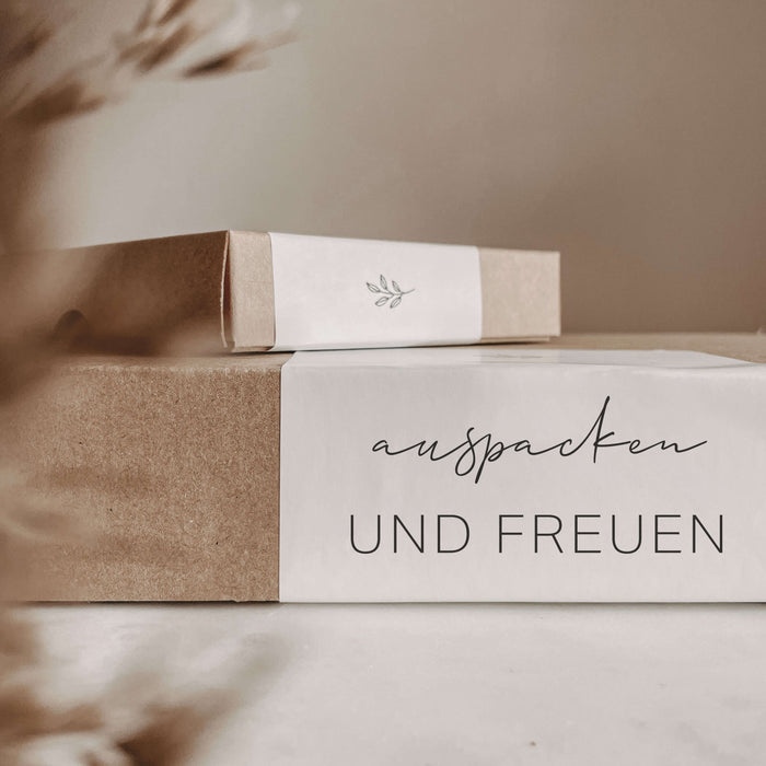 Versandbanderolen auspacken und freuen zum Download im 5er Set | 70x100 | 103x199 mm