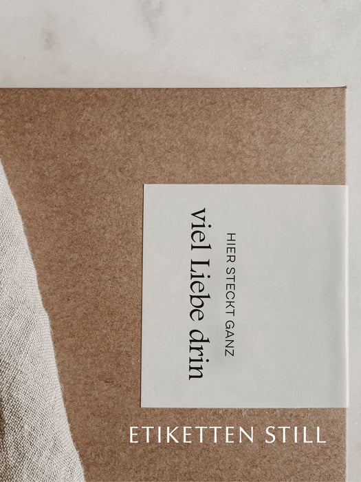 Verschlussetikett Hier steckt ganz viel Liebe drin No. 2 Weiß | 6x8cm A7 A6